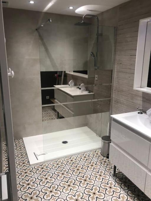 Une Maison Agreable Pour Se Detendre Σεν-Κεντέν Εξωτερικό φωτογραφία